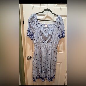 Gymboree Xl Blue Floral Women's Dress with pockets , NEW WITH TAGS